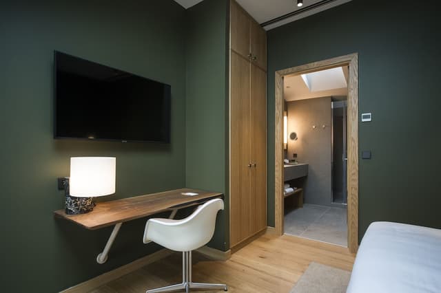 Deluxe Duplex(1 King Bed) · photo 7