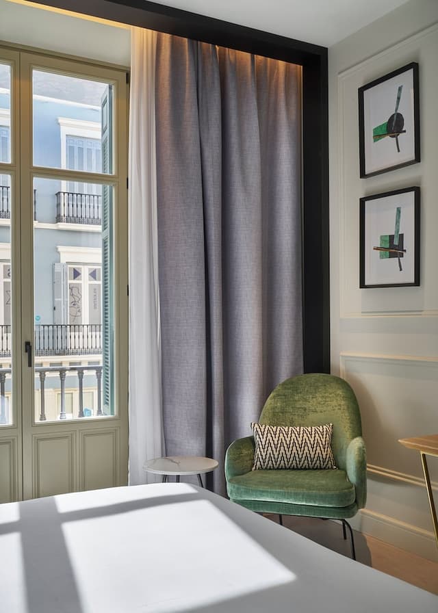 Double Room Single Use, City View · photo 4