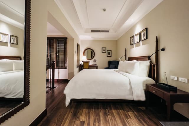 Duplex Suite, 1 king bed · photo 5