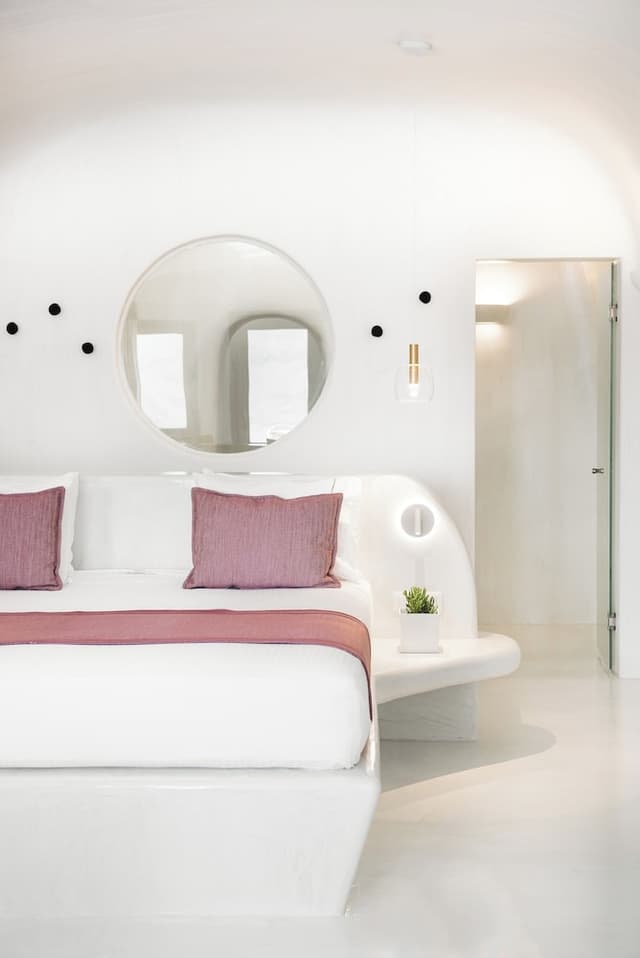 Cave Suite with outdoor heated infinity plunge pool · photo 2