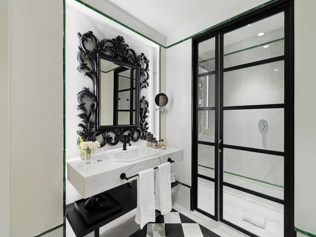 Double Room (Atrium) · photo 6