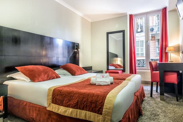 Standard Double or Twin Room · photo 6