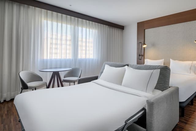 Room, 1 King Bed with Sofa bed · foto 1