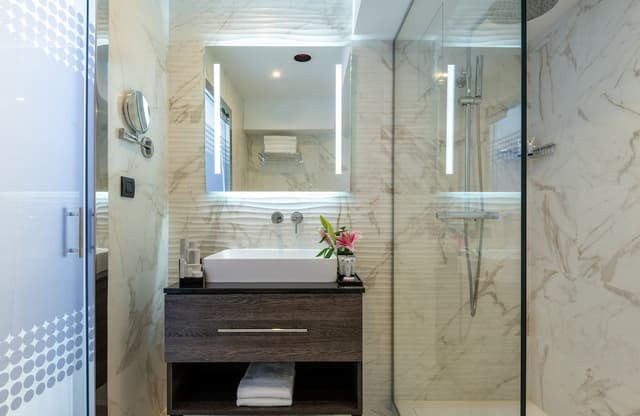 Double Room (Down To Earth) · photo 4