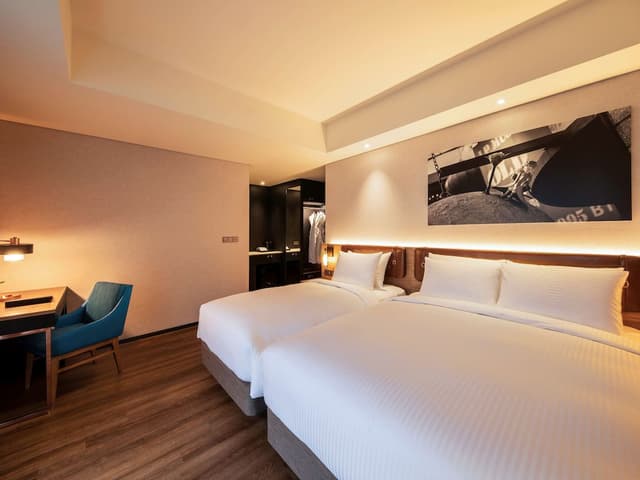 Superior Room, Multiple Beds · photo 1