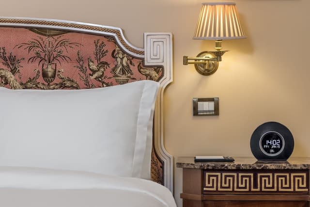 Deluxe Room, 2 Twin Beds (View) · photo 3