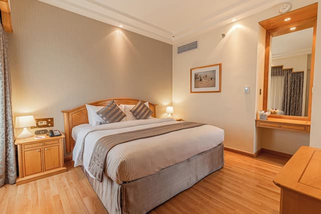 Standard Room, 1 King Bed · photo 1