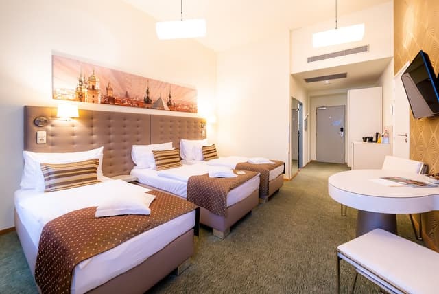 Classic Triple Room, 3 Twin Beds · photo 5