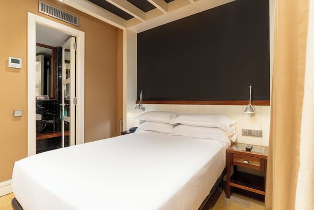 Economy Single Room · photo 6