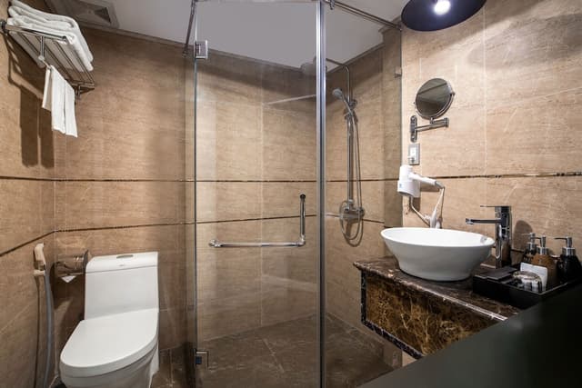City Triple Room, City View · photo 3