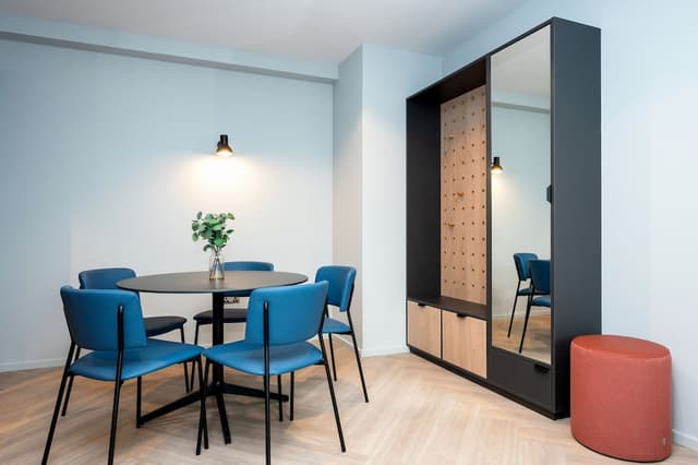 1 Bedroom Apartment Twin · photo 1