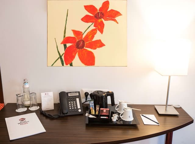 Standard Room, 2 Twin Beds · photo 4
