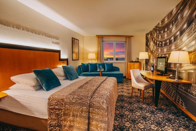 Executive Double Room, Club Lounge Access, City View · photo 1