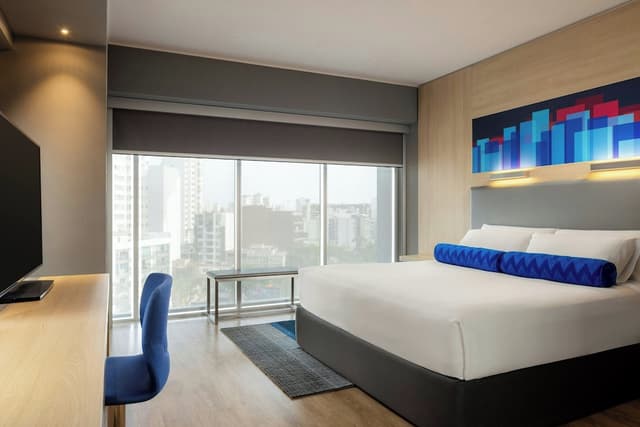 Grand Room, 1 King Bed · photo 7