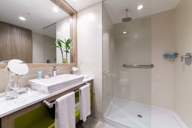 Room, 2 Double Beds (The Innside, 2+1) · foto 4