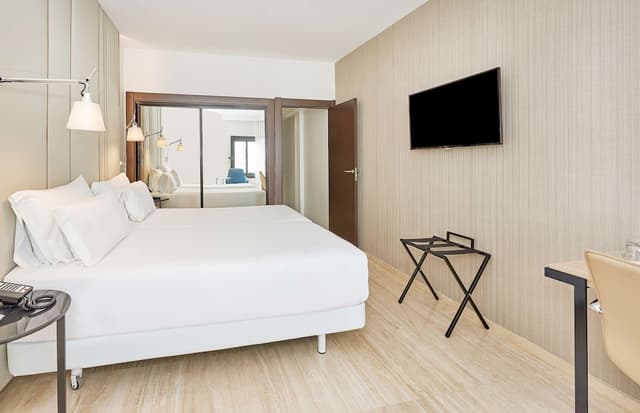 Standard room, view (extra bed 3 adults) · foto 1