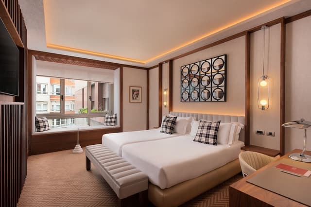 Superior Room, 2 Twin Beds, City View (Stylish) · photo 5