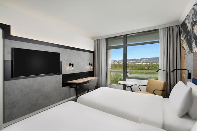 Premium Twin Room, Balcony, River View · photo 2