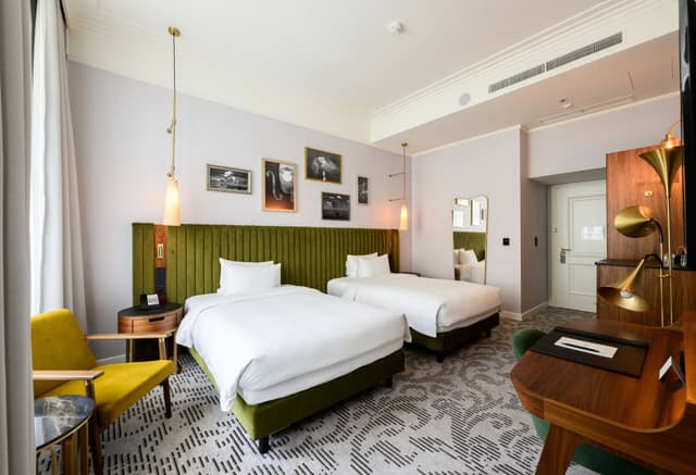 Two Double Beds Old Town Room · photo 1