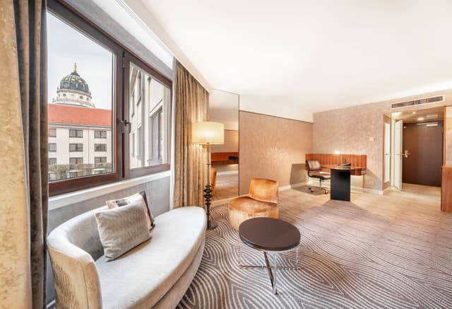 Twin Deluxe Room · photo 3