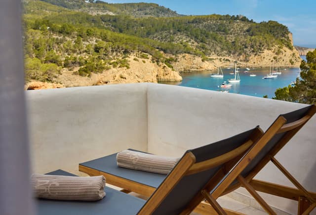 The Club King Junior Suite with Sea View · photo 8