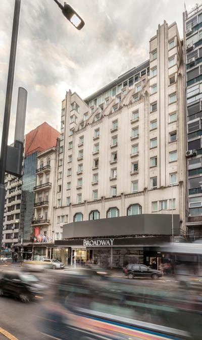 Broadway Hotel & Suites